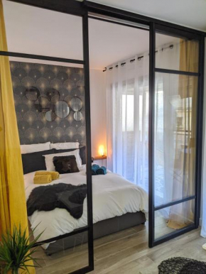 Centre Cannes 2-Bed Apt & garage 5min Croisette